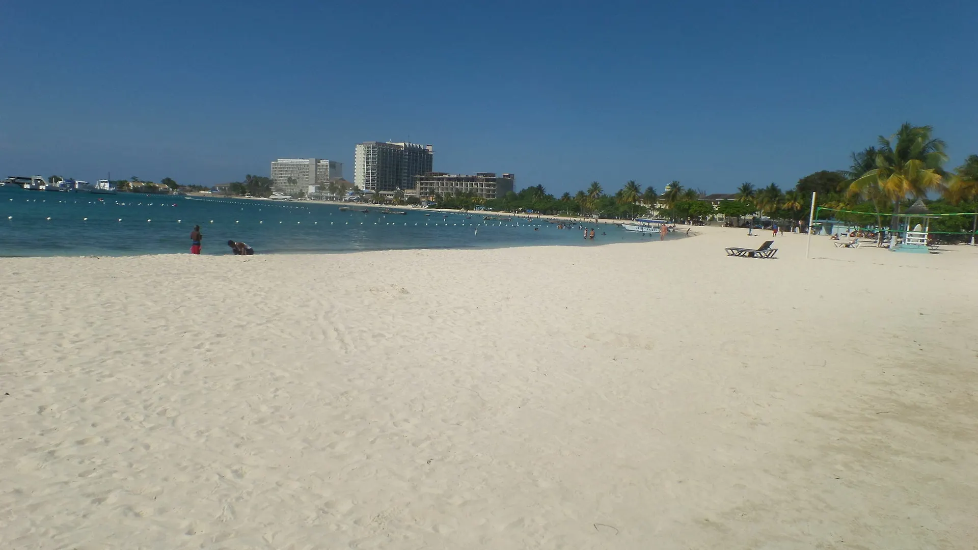 Island Breeze Studio Hotel Ocho Rios Апартаменты