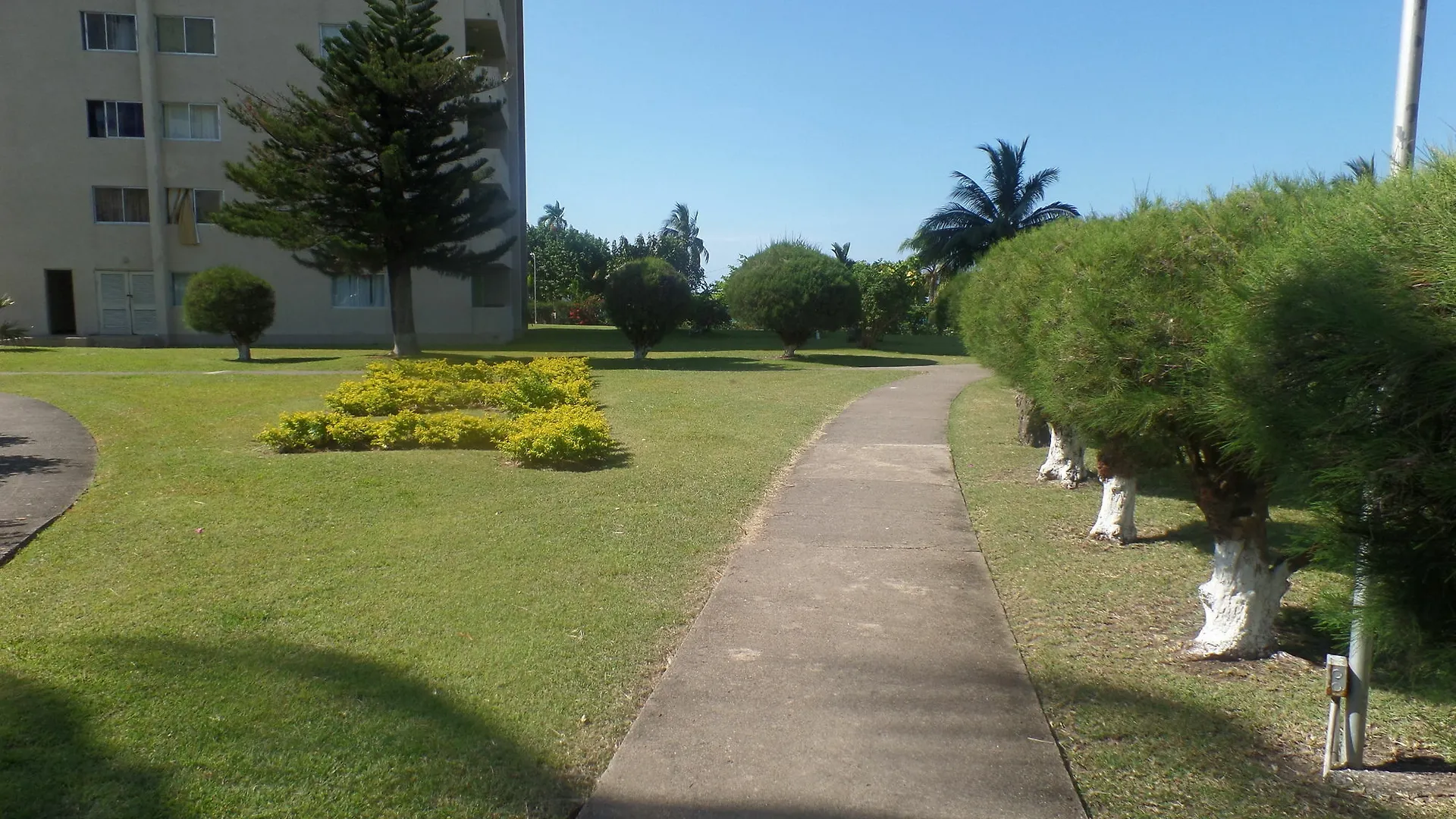 Island Breeze Studio Hotel Ocho Rios 0*,